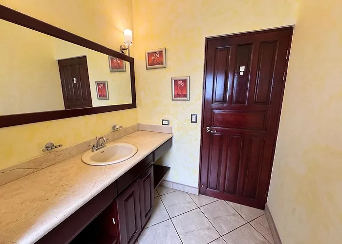 The Oaks Apartment Tamarindo